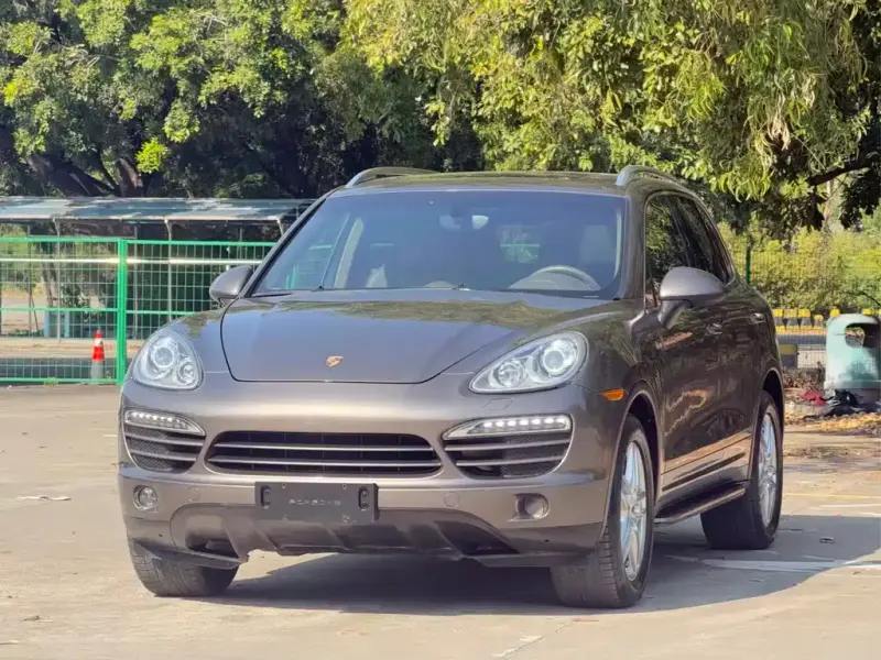 Porsche Cayenne, 2013
