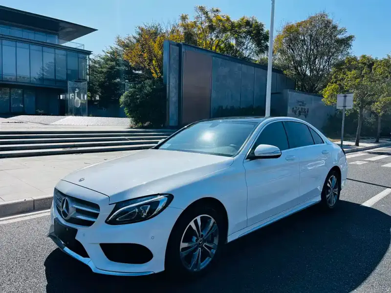 Mercedes-Benz C-Class, 2018
