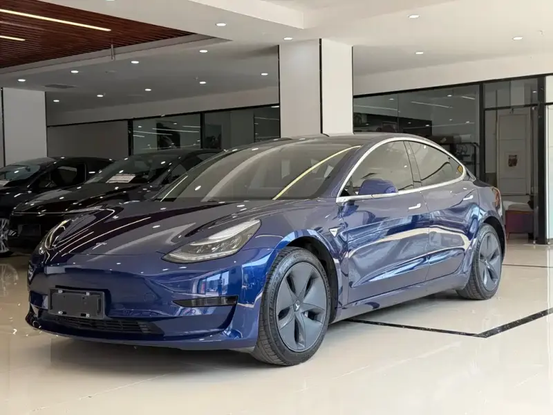 Tesla Model 3, 2020