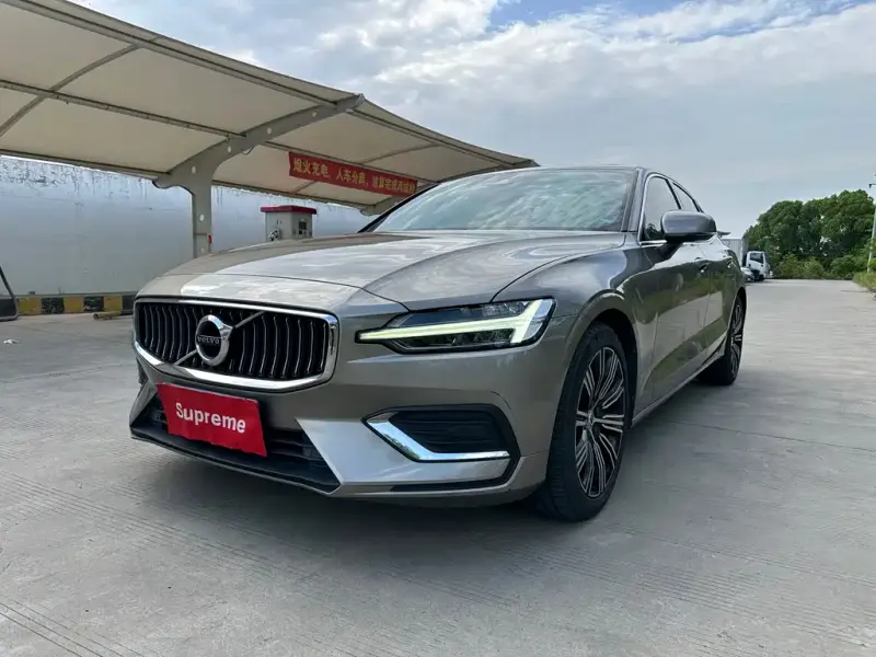 Volvo S60, 2021