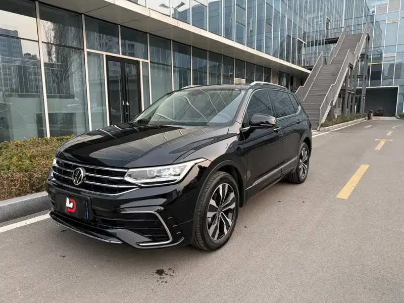 Volkswagen Tiguan L, 2025