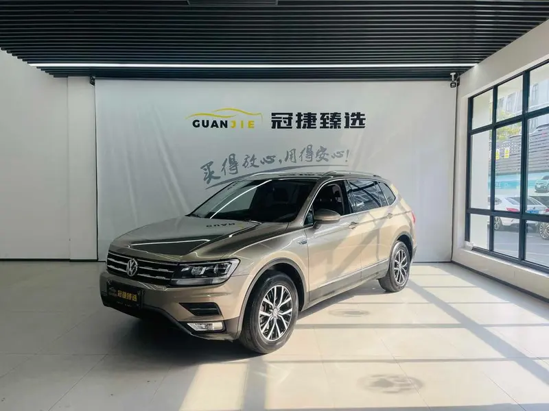 Volkswagen Tiguan L, 2017