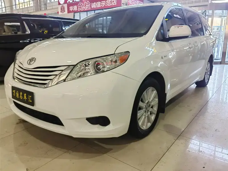 Toyota Sienna, 2017