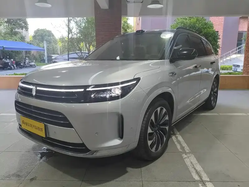 AITO M7, 2024