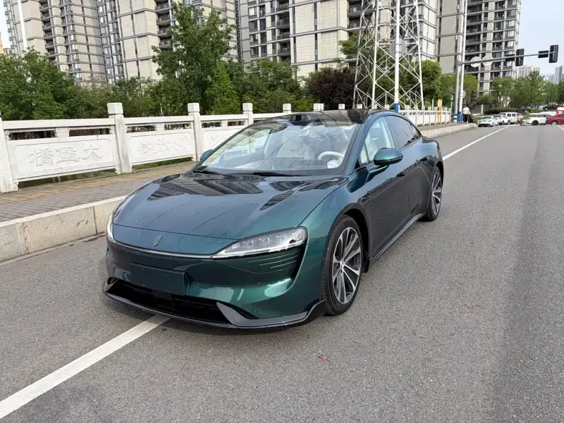 Luxeed Zhijie S7, 2025