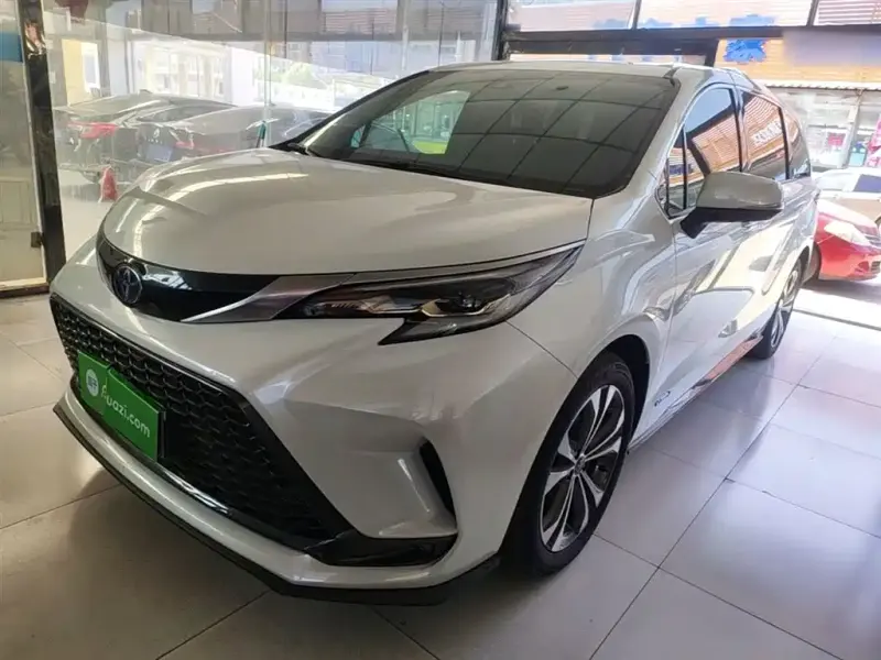 Toyota Granvia, 2023