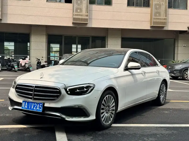 Mercedes-Benz E-Class, 2023