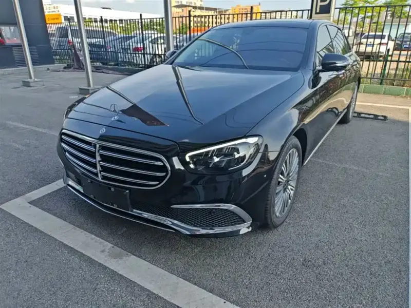 Mercedes-Benz E-Class, 2022
