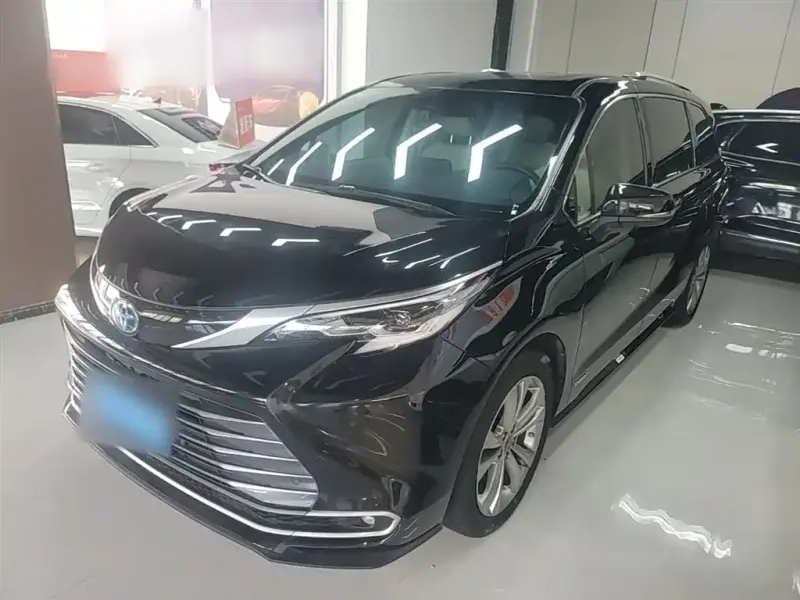 Toyota Sienna, 2024