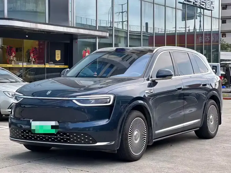 AITO M7, 2025