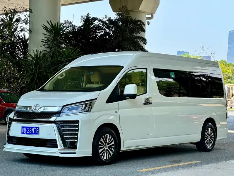 Toyota Hiace, 2022