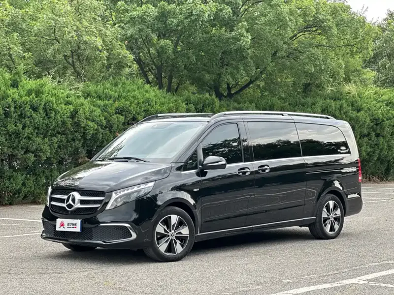 Mercedes-Benz V-Class, 2024