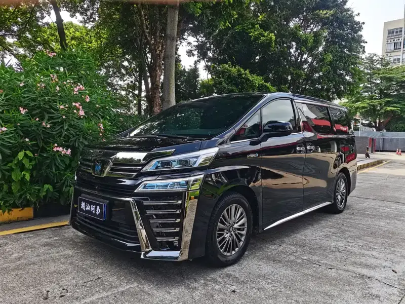 Toyota Vellfire, 2022