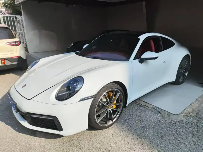 Porsche 911, 2021