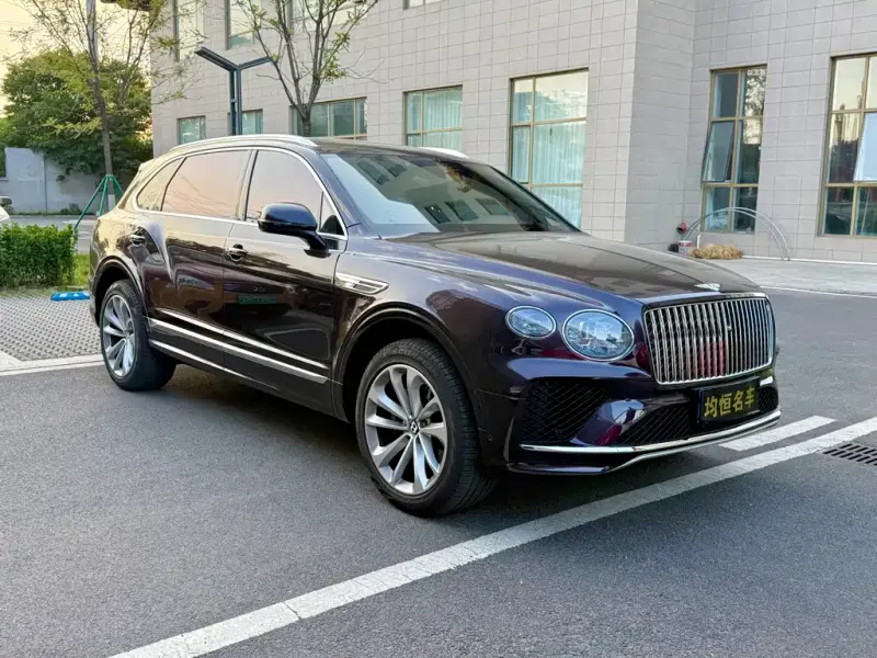 Bentley Bentayga, 2023