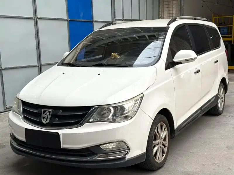 Baojun 730, 2016
