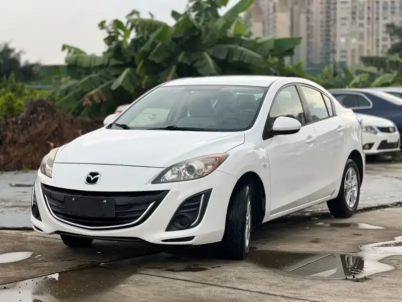 Mazda 3 Xingcheng, 2015