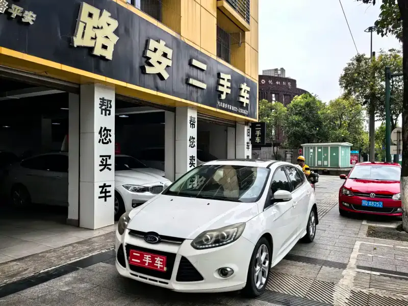 Ford Focus, 2014
