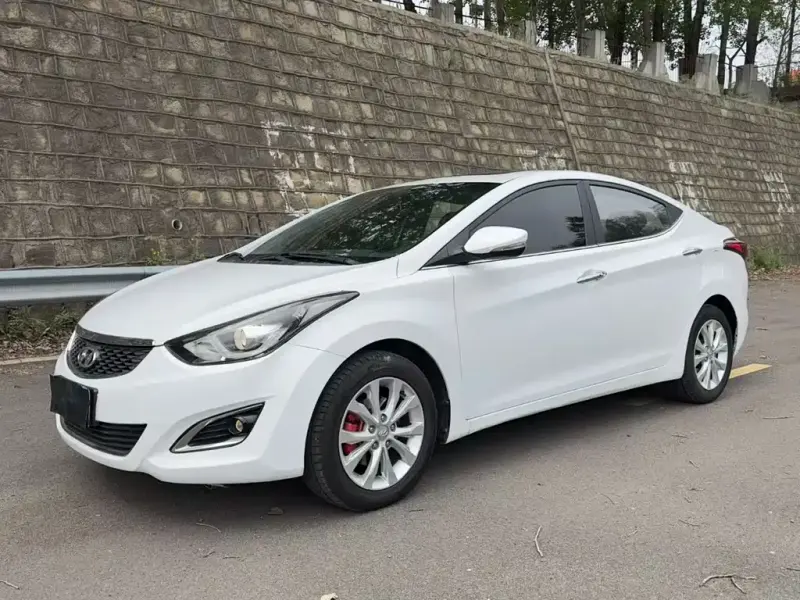 Hyundai Elantra Langdong, 2016