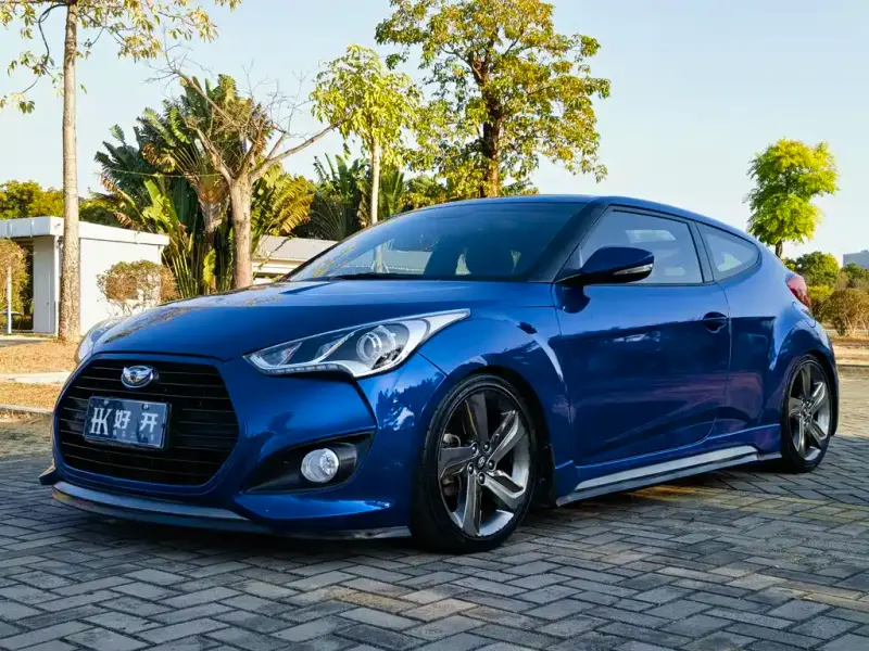 Hyundai Veloster, 2015
