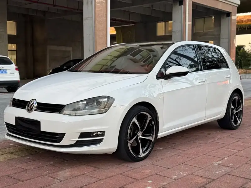 Volkswagen Golf, 2015