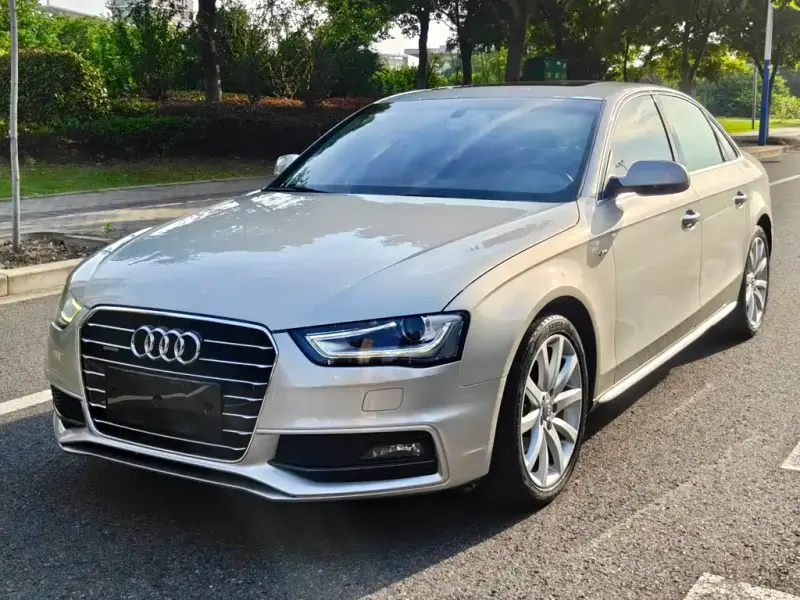 Audi A4L, 2016