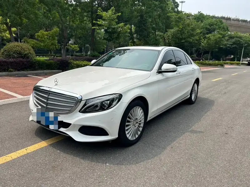 Mercedes-Benz C-Class, 2015