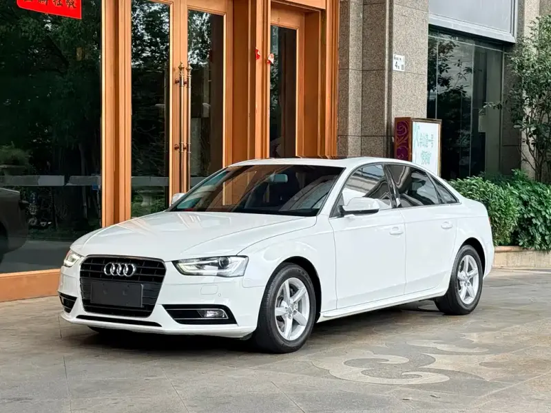 Audi A4L, 2014