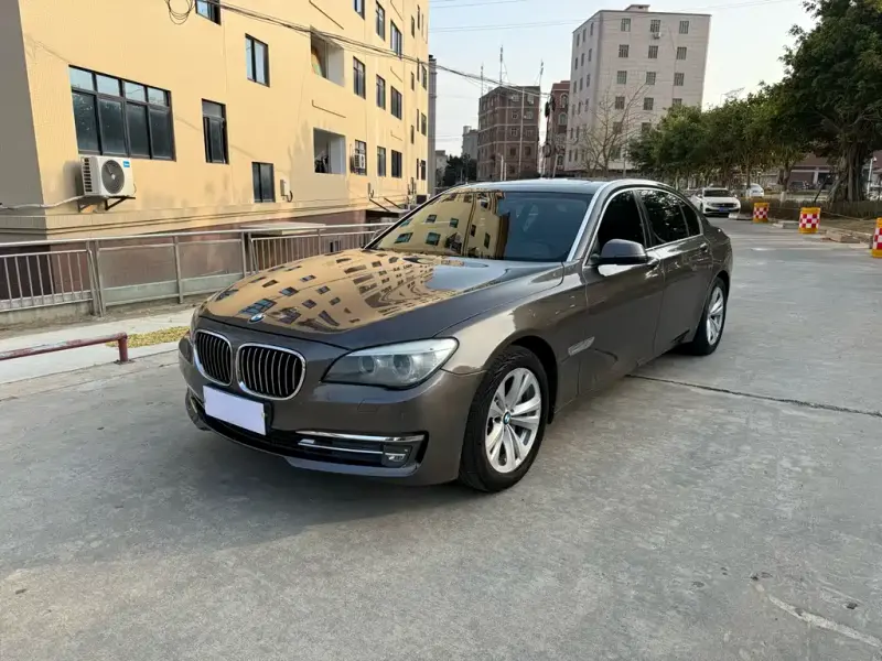 BMW 7 Series, 2013