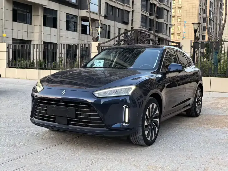 AITO M5, 2022