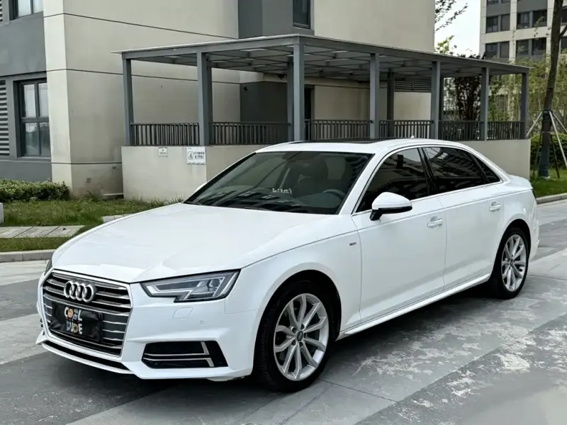 Audi A4L, 2018