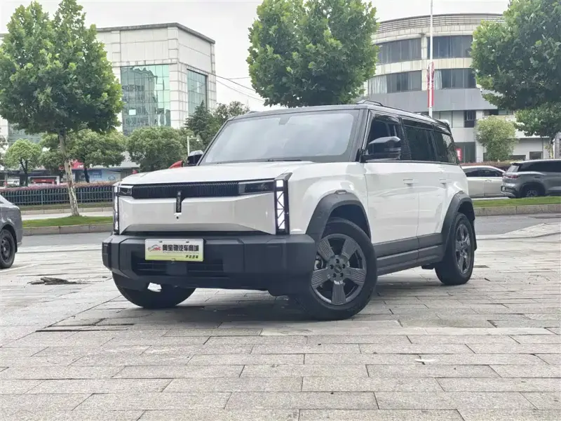 iCAR 03, 2025