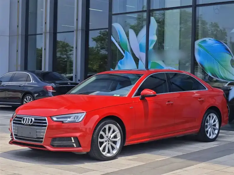 Audi A4L, 2018