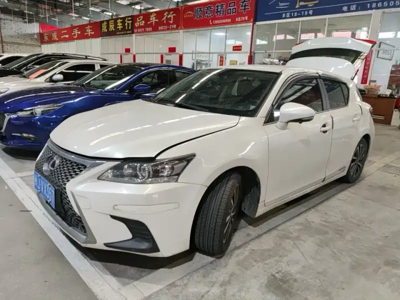 Lexus CT, 2020