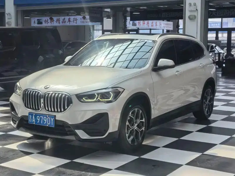 BMW X1, 2021