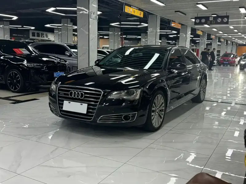 Audi A8, 2014