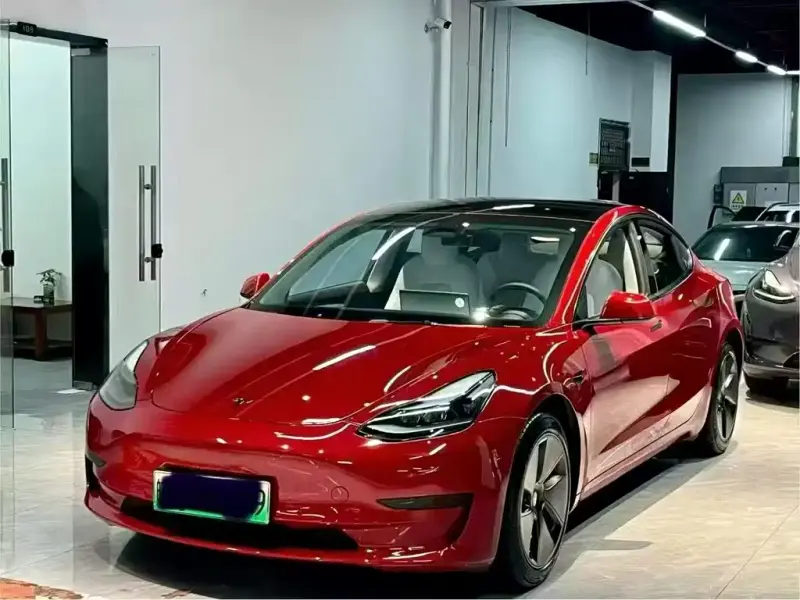 Tesla Model 3, 2023