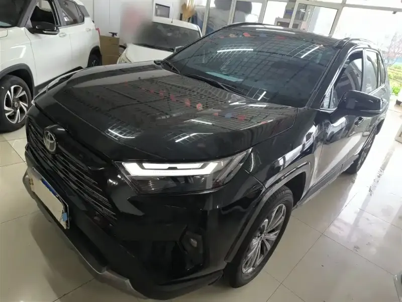 Toyota RAV4, 2024