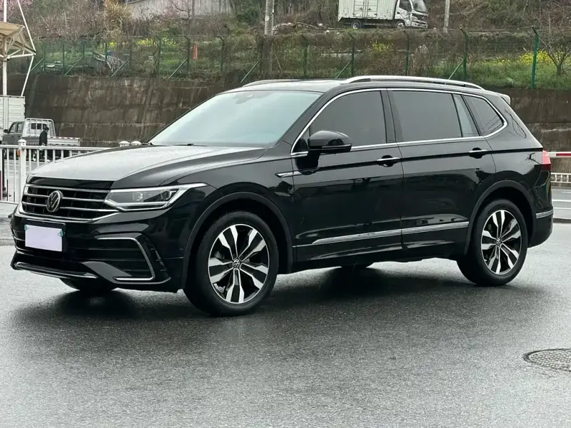 Volkswagen Tiguan L, 2023