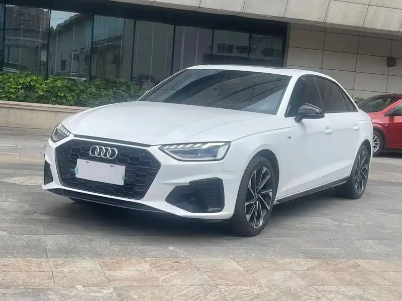 Audi A4L, 2023