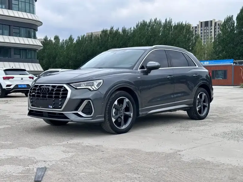 Audi Q3, 2023