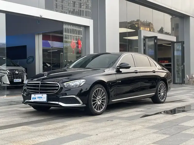 Mercedes-Benz E-Class, 2023