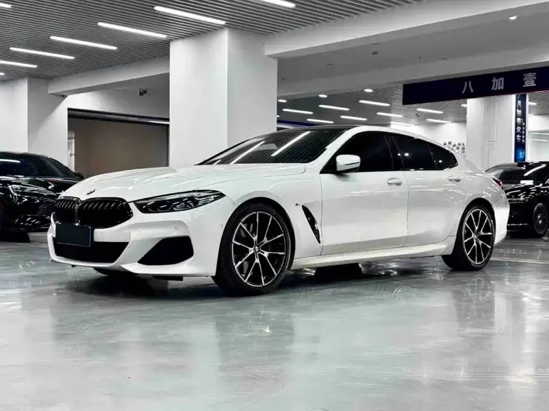 BMW 8 Series, 2021