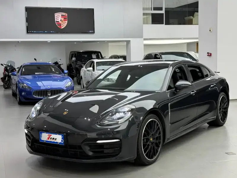 Porsche Panamera, 2021