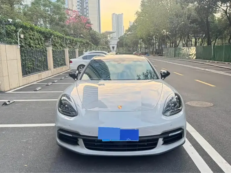 Porsche Panamera, 2020
