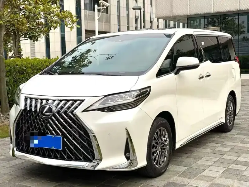 Lexus LM, 2020