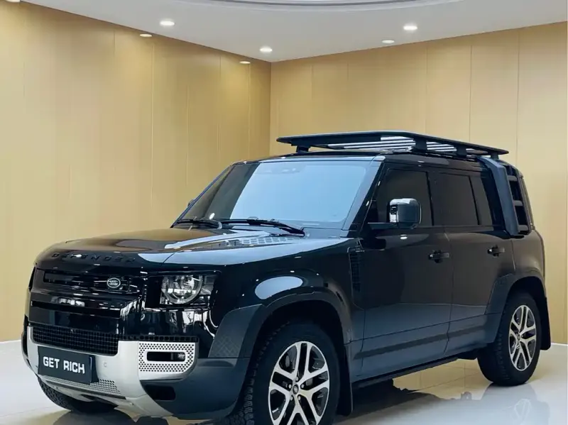 Land Rover Defender, 2025