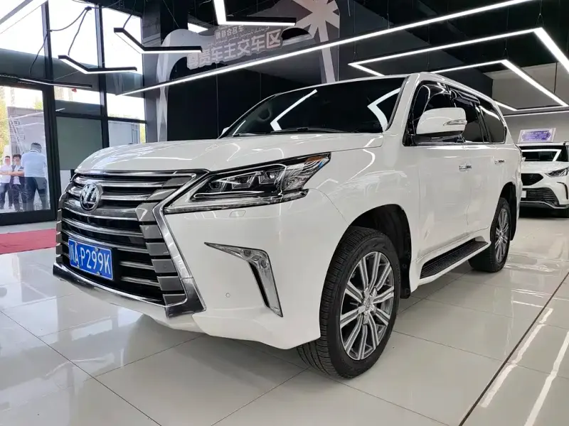 Lexus LX, 2017
