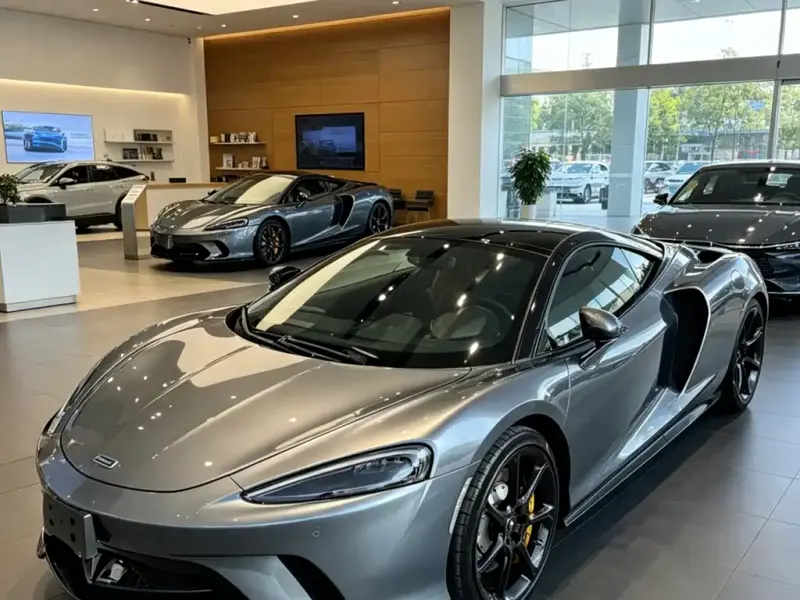 McLaren GT, 2021