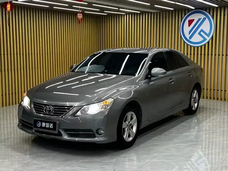 Toyota Reiz, 2012